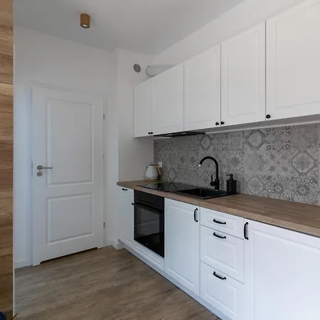 Apartment Na Skraju Lasu - - Triapart