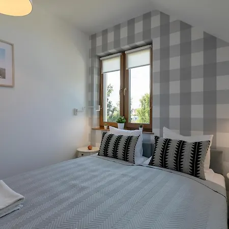 Apartment Na Skraju Lasu - - Triapart